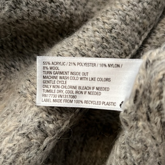 a new day Sweater Cardigan. NWOT - Picture 4 of 4